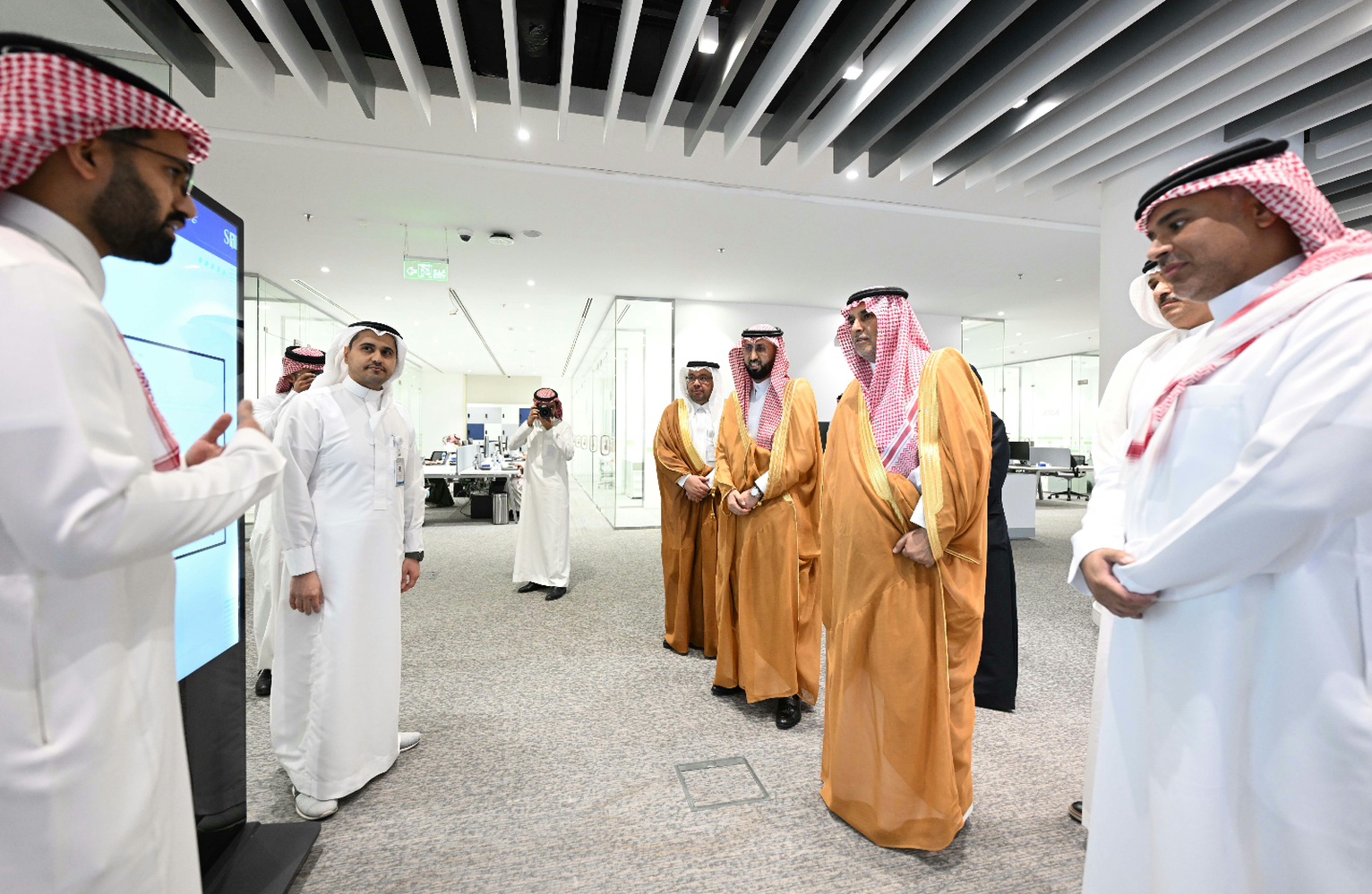 هيئة الغذاء والدواء و«سدايا» توقعان مذكرة تفاهم لتحقيق الاستفادة من تقنيات البيانات والذكاء الاصطناعي