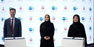 «صحة أبوظبي» و«منظمة التعاون الاقتصادي» توقعان شراكة استراتيجية لتعزيز الرعاية الصحية