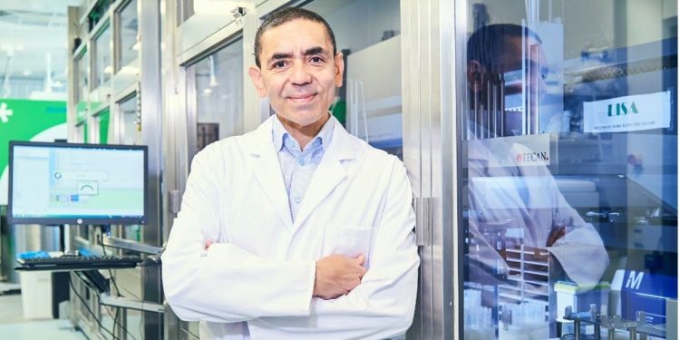 أوغور شاهين الرئيس التنفيذي لشركة بيونتيك،