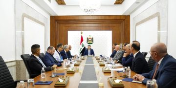 رئيس مجلس الوزراء العراقي يناقش التوسع في إنتاج علاجات الأورام ويوجه بتعزيز الشراكة بين القطاعين العام والخاص