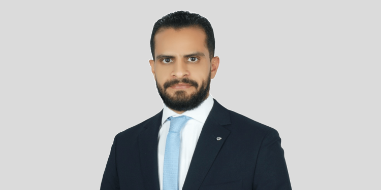عبدالرحمن عمارة مدير شركة سينفا للأدوية في الإمارات والعراق