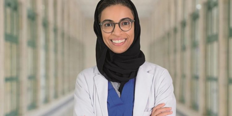 الدكتورة فاطمة الكعبي، المديرة العامة لمؤسسة الإمارات للدواء