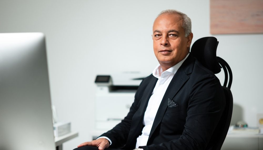 الدكتور طارق حسني الرئيس التنفيذي لشركة جمجوم فارما