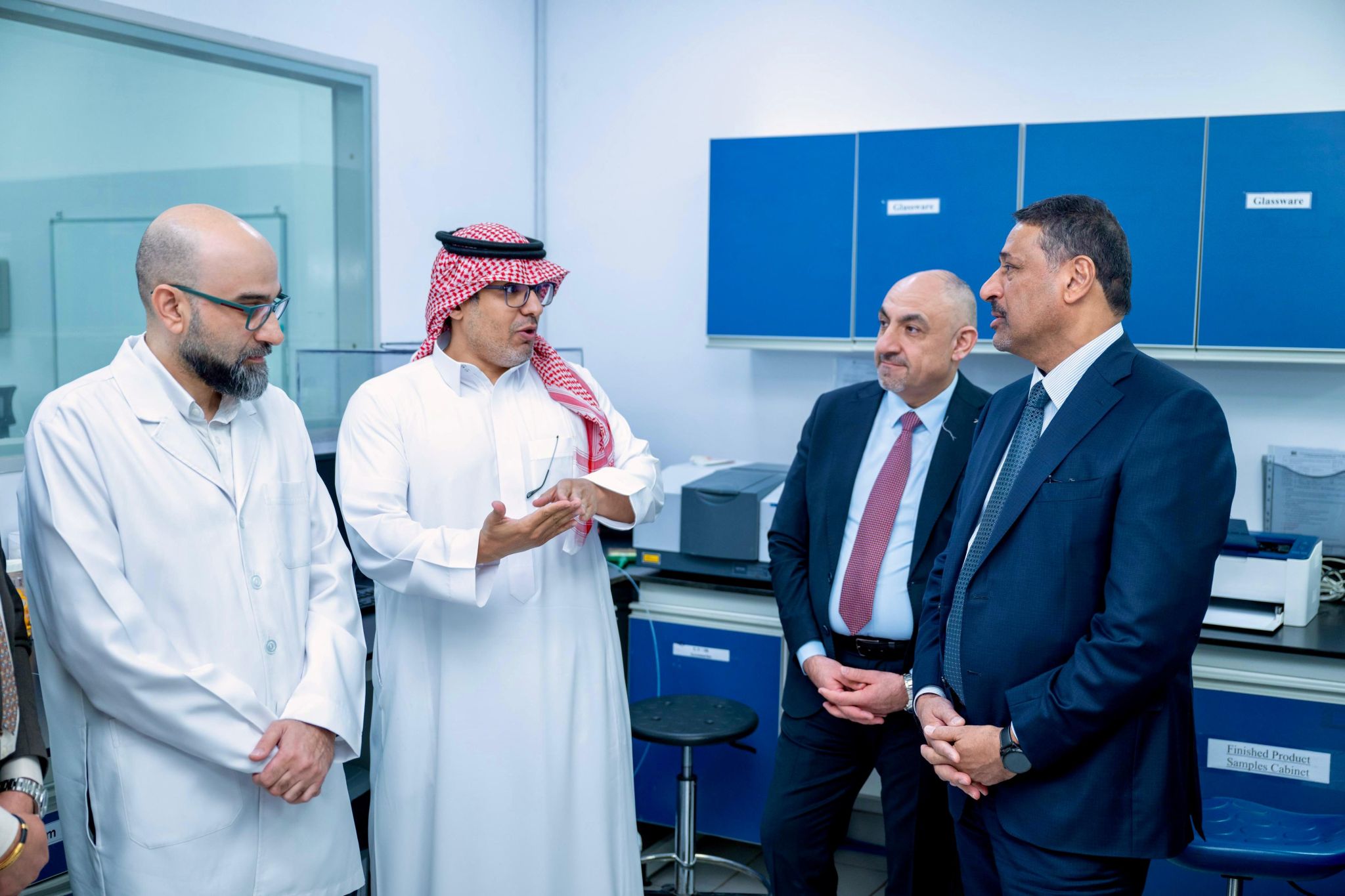 الشركة السعودية للصناعات الصيدلانية تستقبل وفد من وزارة الصحة العراقية لتعزيز التعاون الدوائي