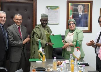 «مجمع صيدال» يوقع مذكرة تفاهم لتصدير أدوية إلى نيجيريا بقيمة 100 مليون دولار