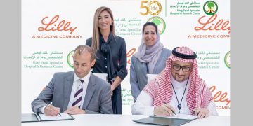 مستشفى الملك فيصل التخصصي يوقع اتفاقية مع «إيلي ليلي» لتوطين تقنيات تشخيص أمراض الدماغ