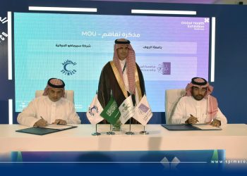 جانب من توقيع الاتفاقية بين سبيماكو الدوائية وجامعة الجوف