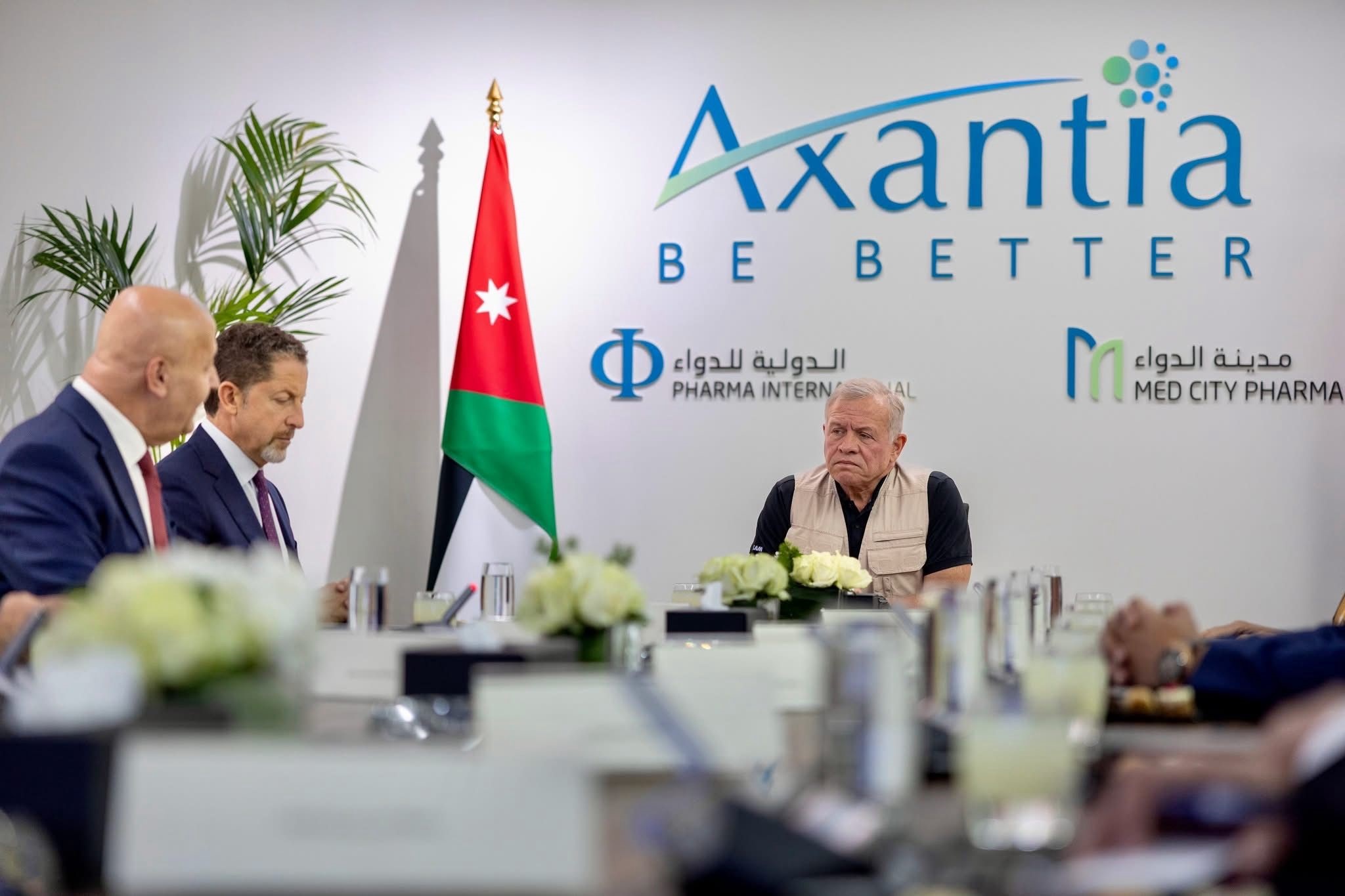 الملك عبدالله الثاني يزور الشركة الدولية للدواء ويشيد بدورها في تعزيز الأمن الدوائي