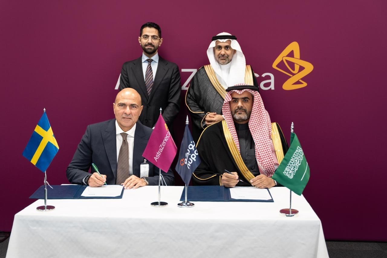 وزير الصحة يزور الموقع التصنيعي المتطور لشركة أسترازينيكا بالسويد ويطلع على أحدث تقنيات تصنيع الأدوية المبتكرة 