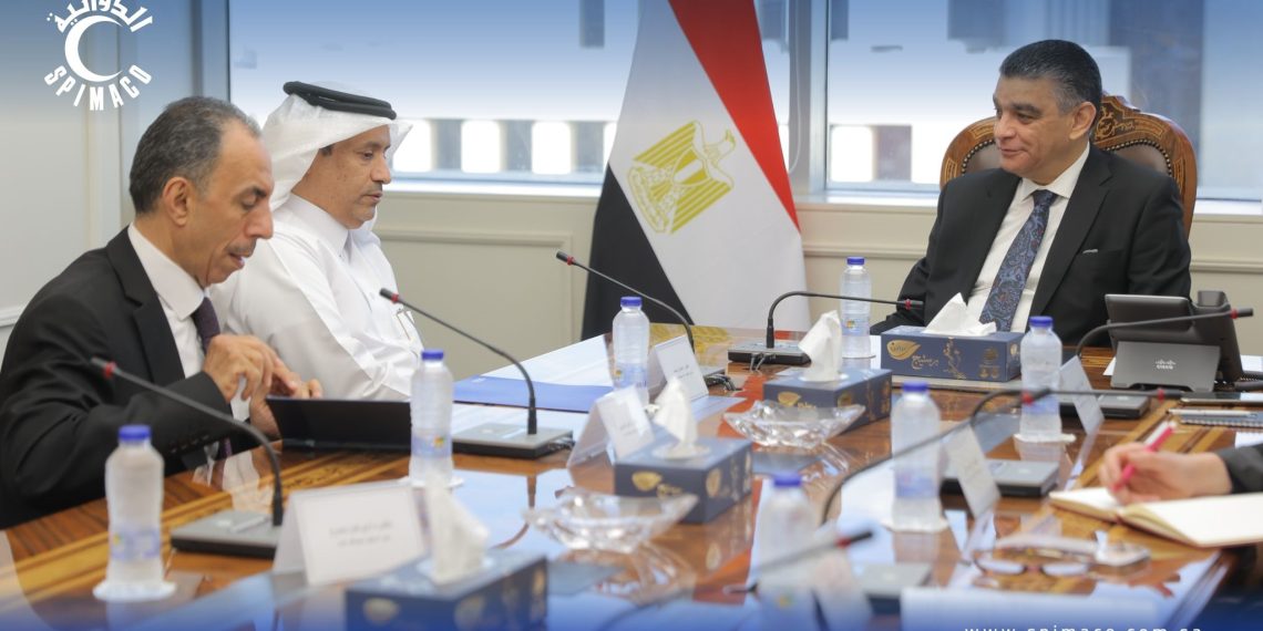 «سبيماكو مصر» تبحث مع «هيئة الشراء الموحد» تعزيز التعاون في التصنيع الدوائي ودعم سلاسل الإمداد