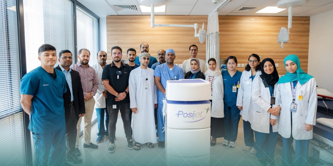 مركز السلطان قابوس لأمراض السرطان يُدشّن أحدث جهاز متكامل للحقن الآلي للمواد المشعة في سلطنة عُمان