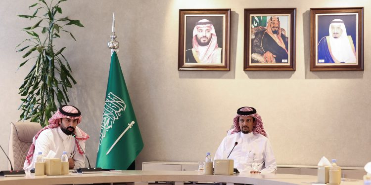 هيئة الغذاء والدواء تبحث تعزيز التكامل مع الخدمات الصيدلانية لدى الجهات الصحية لدعم سلامة الدواء