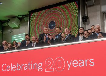 «الحكمة» تحتفل بمرور 20 عامًا على إدراجها في بورصة لندن