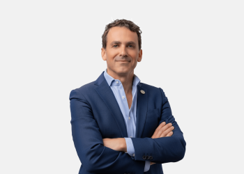 ديمتري ليفاداس الرئيس التنفيذي لقطاع الدواء في الشركة الكيميائية السعودية القابضة