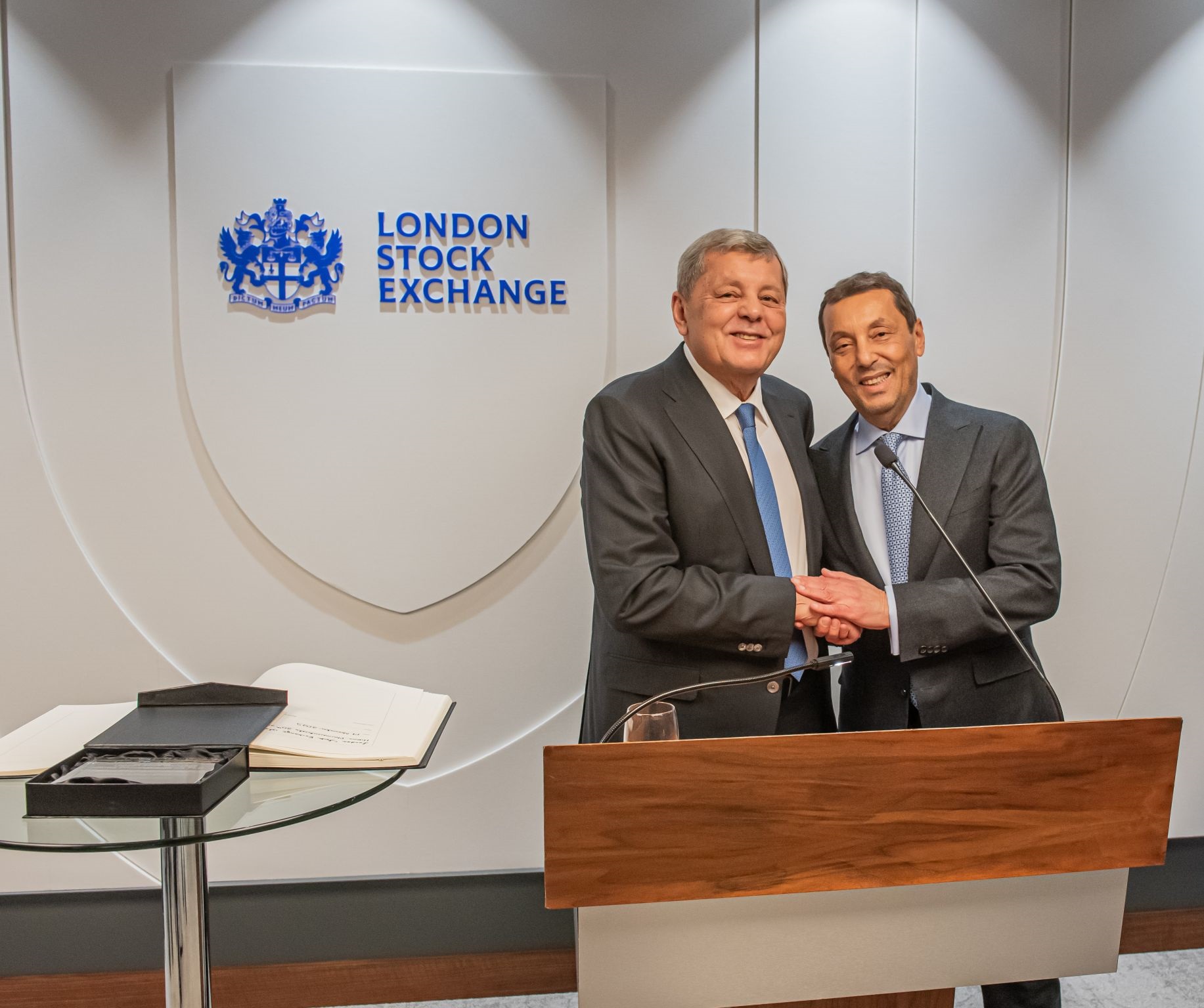 «الحكمة» تحتفل بمرور 20 عامًا على إدراجها في بورصة لندن