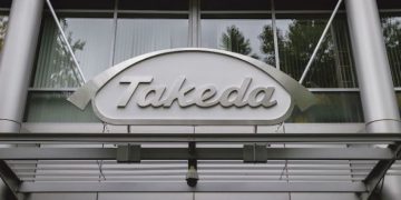 شعار شركة تاكيدا