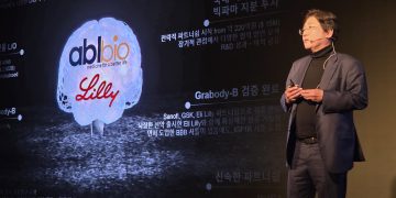 سانج هون لي الرئيس التنفيذي لشركة «إيه بي إل بايو» الكورية