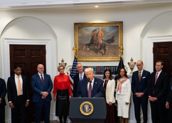 ترامب يوقع اتفاقات مع 9 شركات أدوية كبرى لخفض أسعارها في الولايات المتحدة