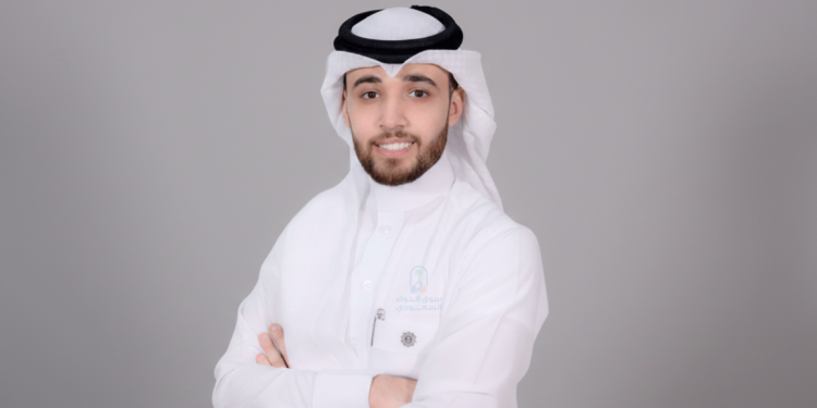 الدكتور مهند أبو عبيد مدير عام التسويق في القطاع التجاري بشركة سبيماكو الدوائية