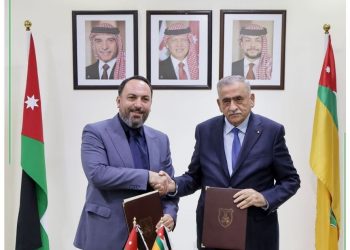 «الأردنية لإنتاج الأدوية» والجامعة الأردنية توقّعان اتفاقية تعاون لتعزيز التكامل بين التعليم الأكاديمي والصناعة الدوائية