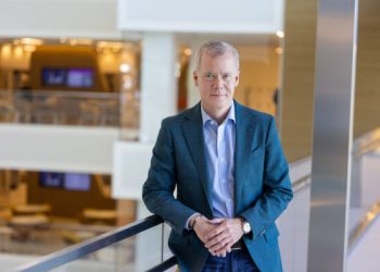 كريس بورنرالرئيس التنفيذي بريستول مايرز سكويب