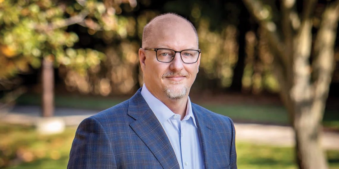 روبرت ديفيس، رئيس مجلس الإدارة والرئيس التنفيذي لشركة ميرك