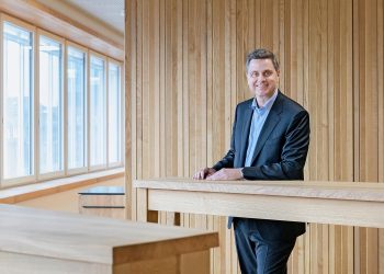 توماس شينيكر الرئيس التنفيذي لشركة روش للأدوية