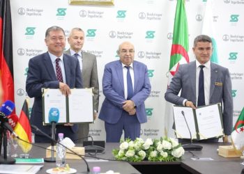 «صيدال» الجزائرية و«بوهرنجر إنجلهايم» الألمانية توقعان اتفاقية لتوطين إنتاج علاج مبتكر للتليف الرئوي