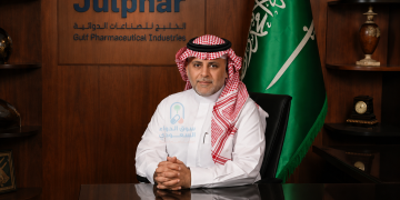 فيصل الطلاسي المدير العام لشركة جلفار الدوائية