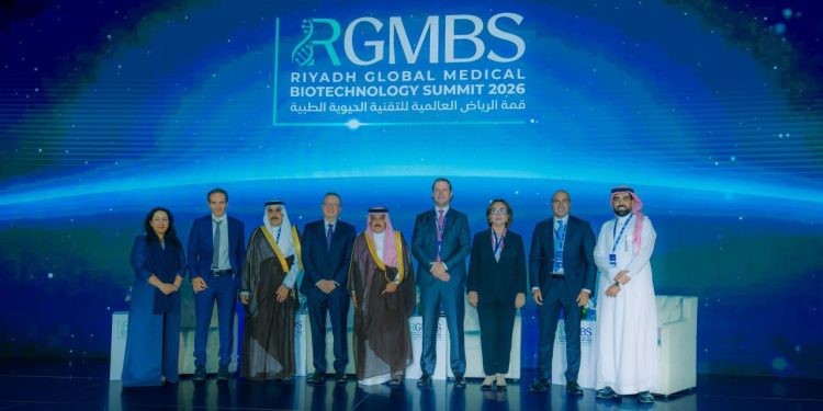 «أسترازينيكا» تتعاون مع «كيمارك» لتطوير أبحاث تحرير الجينات للأمراض الأيضية النادرة في السعودية