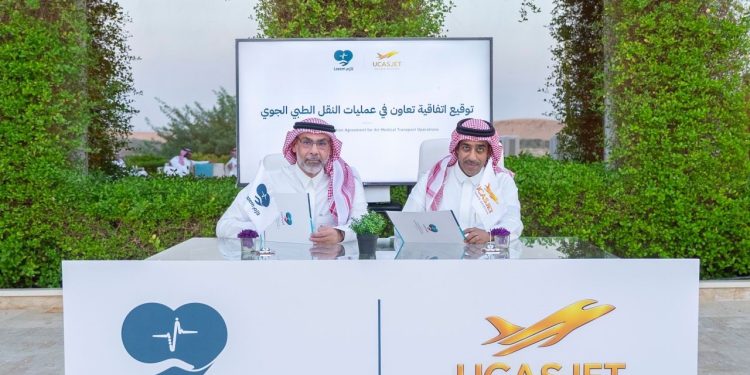 «لازم للخدمات الطبية» و«التيميت تشارتر» توقعان اتفاقية تعاون في النقل والإخلاء الطبي الجوي