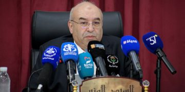 وزير الصناعة الصيدلانية الجزائري الدكتور وسيم قويدري