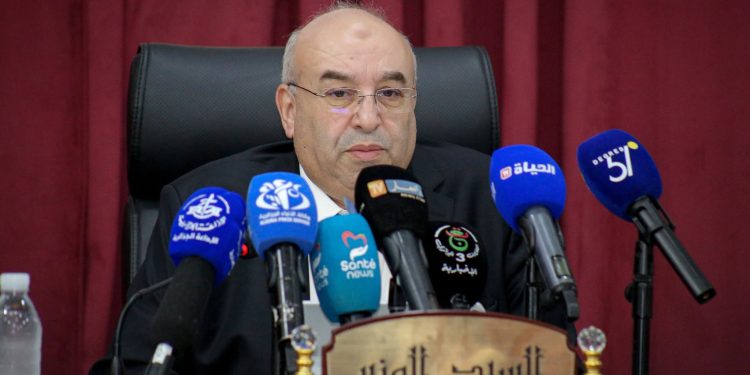 وزير الصناعة الصيدلانية الجزائري الدكتور وسيم قويدري