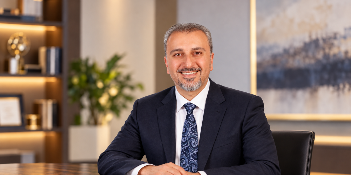الصيدلاني فراس وضاح الشاويش د. فراس وضاح الشاويش الخبير الاستراتيجي في سوق الأدوية بمنطقة الشرق الأوسط وشمال إفريقيا
